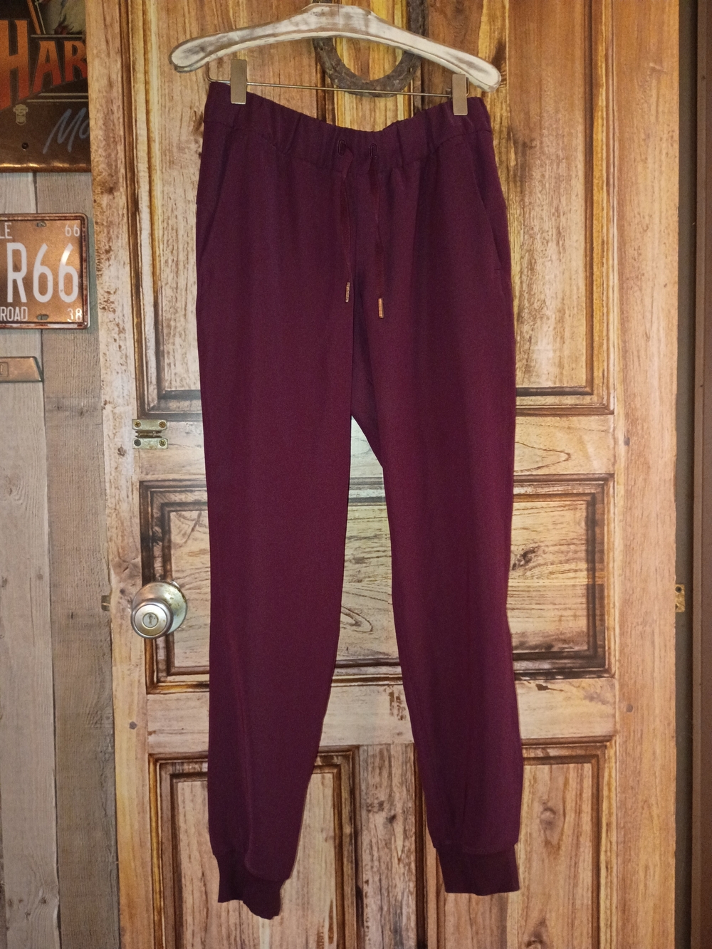 lululemon athletica Women's Burgundy Jogger Sweatpants